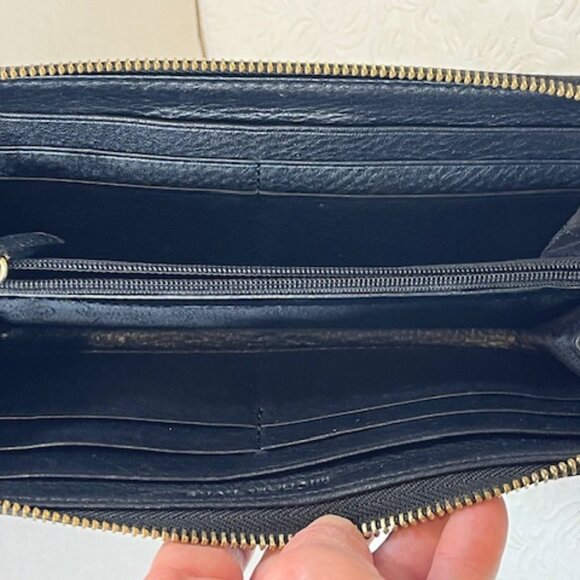 Michael Kors Genuine Black Leather Zip Around Clutch Wallet Bag 8.25"x4" - Picture 4 of 16